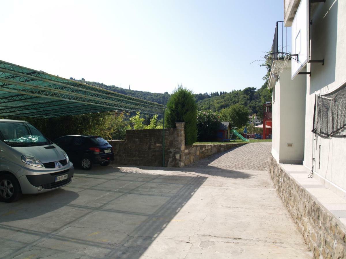 Apartments Lavanda Fiesa Пиран Экстерьер фото